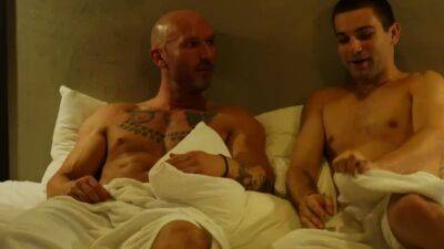 Gay stud and hunk duo enjoy barebacking - drtuber.com