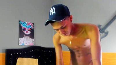 Gay twink solo for this huge cock jacking off - drtuber.com