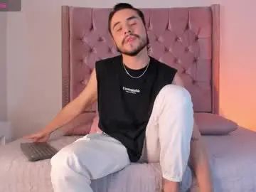 Watch full clip named Gay sex chat with thiago_wolff