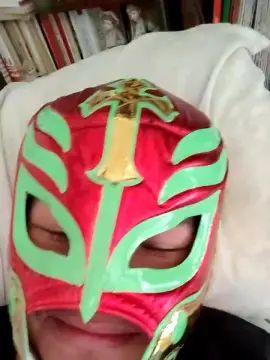 Watch this complete clip of Gay sex chat with figueroa11
