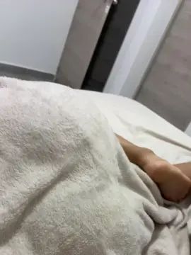 Watch the complete movie called Gay sex chat with Angeldie