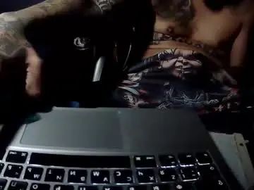 Enjoy watching the complete scene of Gay sex chat with bustnfatloads2