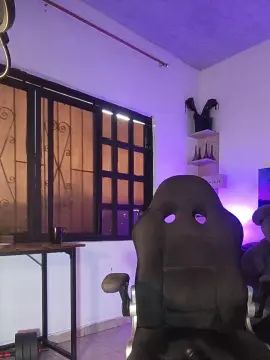 View complete scene titled Gay sex chat with I_AM_CHARLY