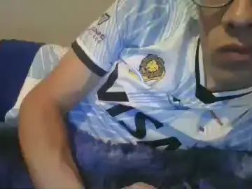 View this uncut video titled Gay sex chat with alanboy1