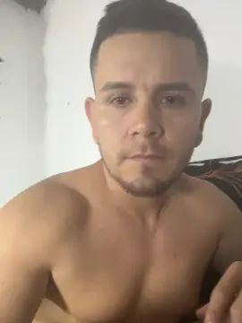 Stream the uncut movie named Gay sex chat with brayan1859
