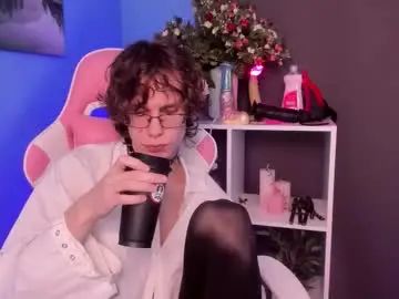 Stream this HD video titled Gay sex chat with leo_bensyten