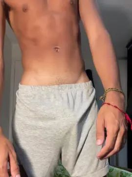 View HD scene called Gay sex chat with jvcezar
