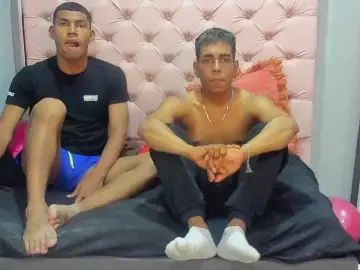 Stream full scene named Gay sex chat with AndyandAndrew