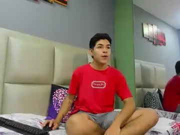 Play full video named Gay sex chat with jhonny_saenz