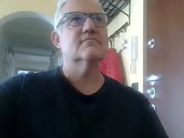 Enjoy watching this HD movie of Gay sex chat with diego_riv71