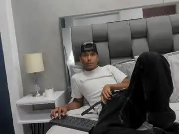 Watch hardcore movie named Gay sex chat with hudson_beasley