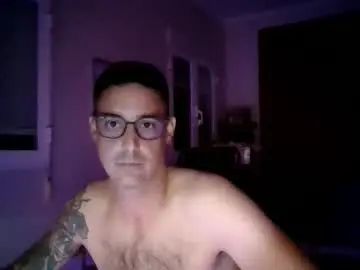 Play the full video of Gay sex chat with josesartal88