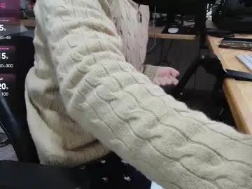 View HD clip called Gay sex chat with benreich