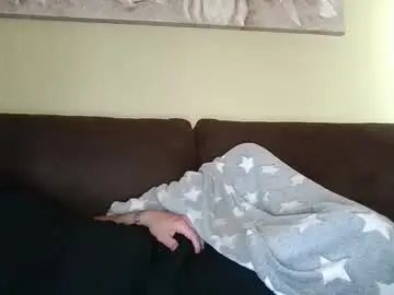 Watch the complete clip titled Gay sex chat with lukinho1991
