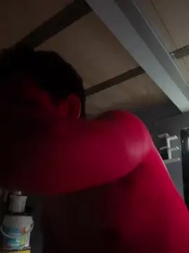Watch the complete video of Gay sex chat with Elunicoluisg