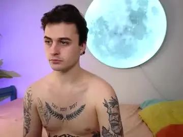 Enjoy watching complete movie of Gay sex chat with din_avexxy