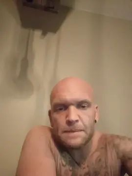 View uncensored video of Gay sex chat with Tinytairap