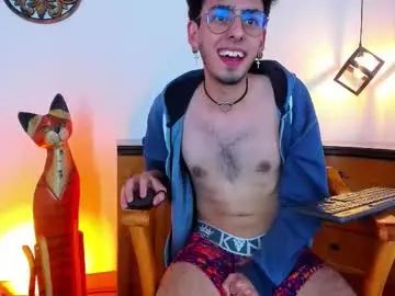 Watch full clip named Gay sex chat with deimondx