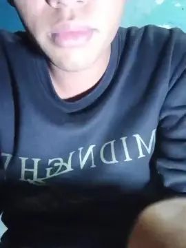 Stream this uncensored scene named Gay sex chat with tmidosexy1