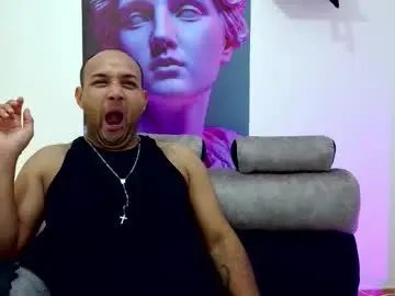 Watch this uncut clip of Gay sex chat with maximiliano_coot