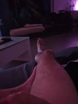 Enjoy watching this full movie of Gay sex chat with Lenigme99