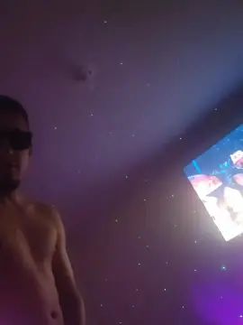 Play this uncut video named Gay sex chat with FlacoVergonColo