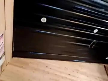 Play full clip titled Gay sex chat with luvin30
