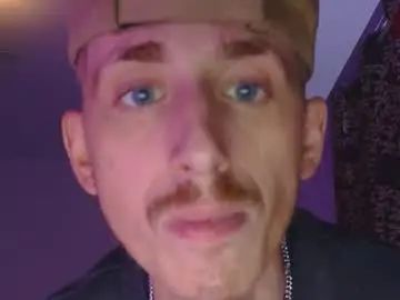 View this complete movie named Gay sex chat with chavbussy