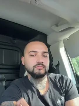 Stream the uncut video of Gay sex chat with leone338