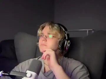 Stream this full scene titled Gay sex chat with kulik_hoesos