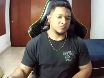 Watch this complete clip named Gay sex chat with caballerozodi