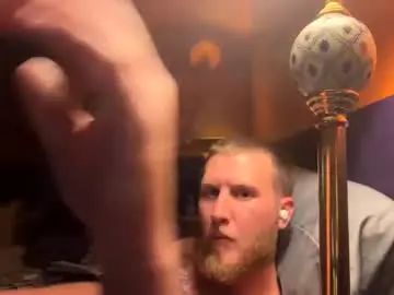Play the full clip of Gay sex chat with travisbroskie0519