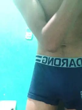 Enjoy watching this complete clip titled Gay sex chat with Newpussy90