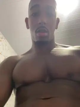 Watch this full movie of Gay sex chat with Negaomalhado96