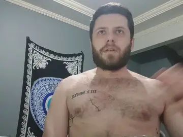 Enjoy watching full scene called Gay sex chat with FelipePokerOne