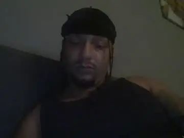 Stream complete clip called Gay sex chat with latinivibe