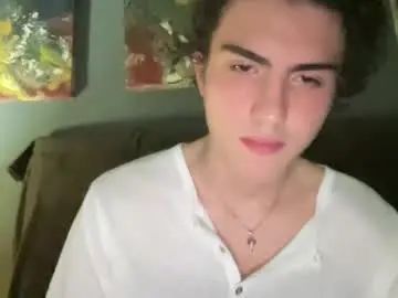 Play the uncut scene of Gay sex chat with boysloved