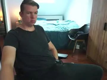 Stream this hardcore movie of Gay sex chat with vlad_pivo