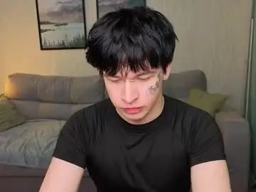Play this uncut scene named Gay sex chat with yosh1k