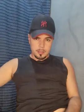 Stream this uncut clip called Gay sex chat with NathanBaarah