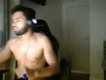 Stream uncut video titled Gay sex chat with rafaelpiu