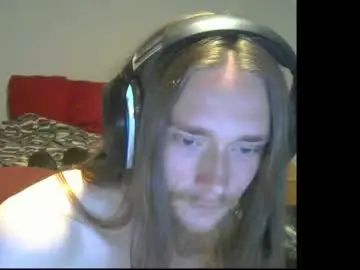 Play the uncut video called Gay sex chat with thebees
