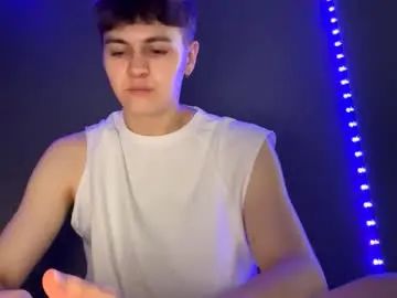 Play full video named Gay sex chat with luckymenchik