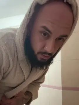 Watch complete scene titled Gay sex chat with Nick180294
