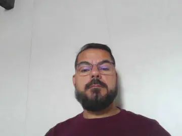 Watch HD scene called Gay sex chat with Vitorjr85