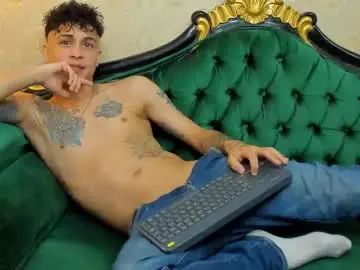 Stream the uncut scene named Gay sex chat with chrismckay_