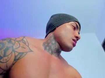 View hardcore movie of Gay sex chat with sergio__ferrer