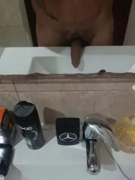 Play the complete video called Gay sex chat with Franciis90