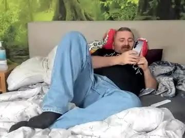 View the uncensored video of Gay sex chat with chubbydaddybear82