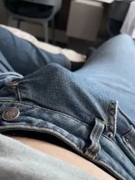 Stream the HD scene named Gay sex chat with leone0023